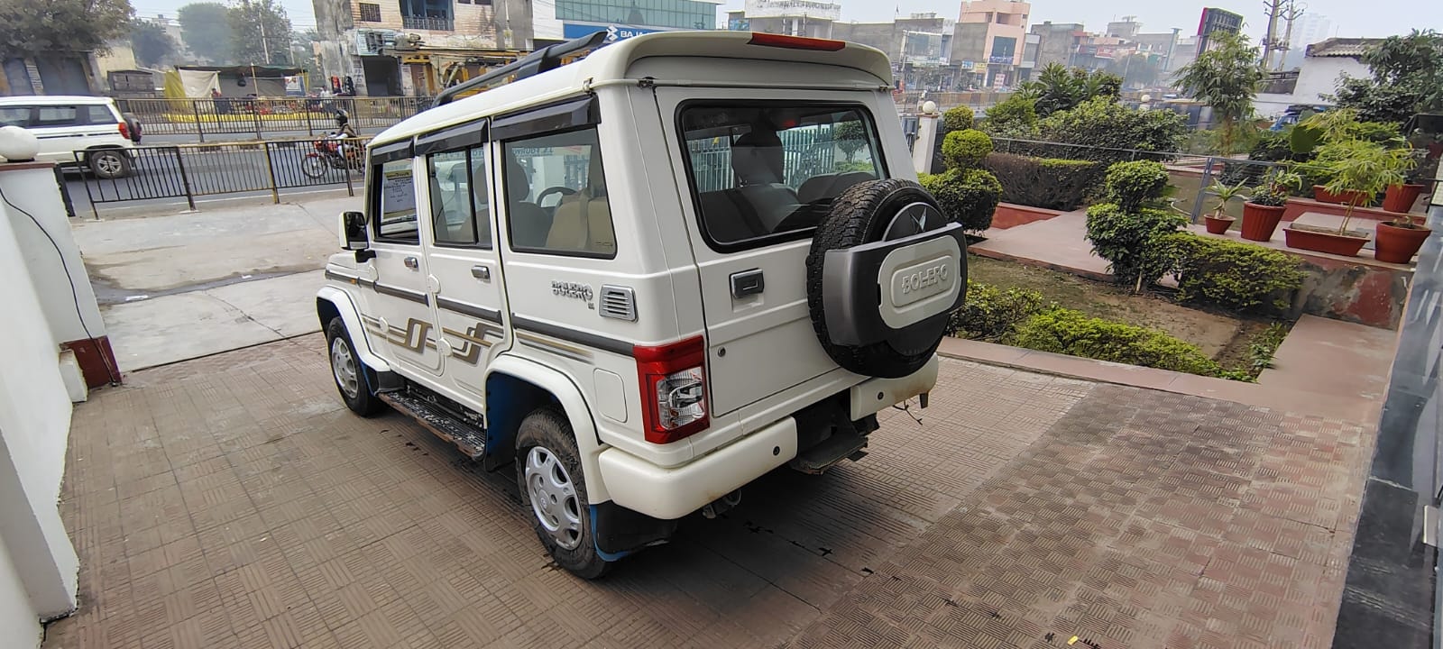 Bolero image 2 Bolero image 2