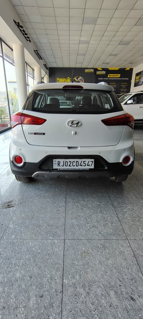 i20 Active image 3 i20 Active image 3