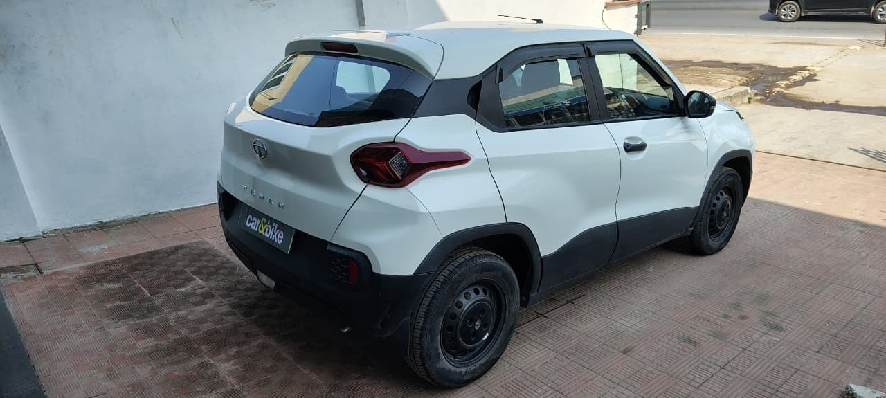 Punch image 4 Punch image 4