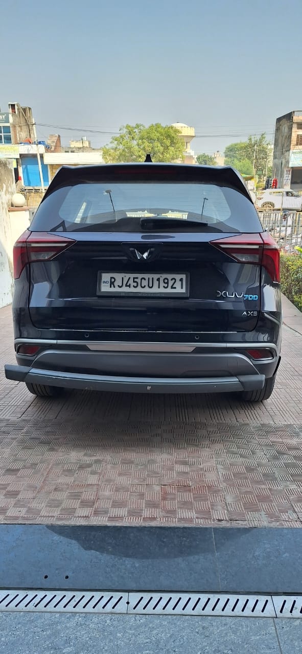 XUV700 image 3 XUV700 image 3