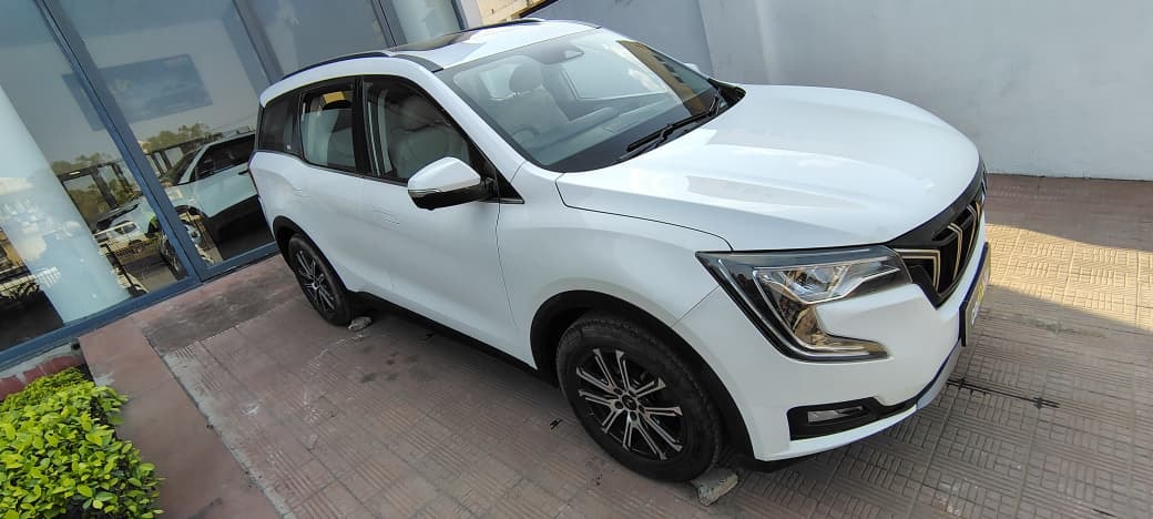 XUV700 image 6 XUV700 image 6