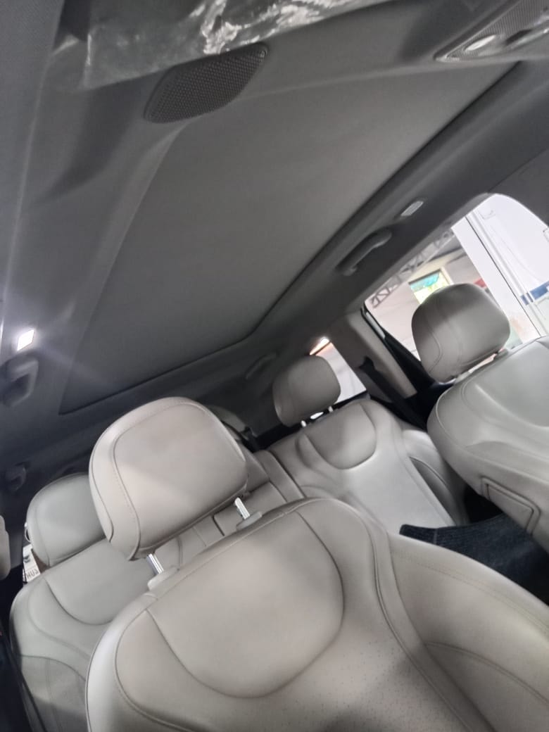 Used 2022 Mahindra XUV700 Used 2022 Mahindra XUV700