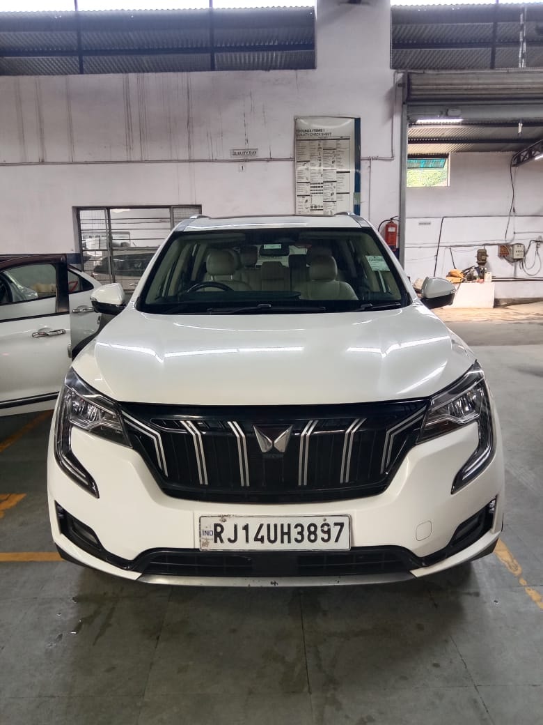 Used 2022 Mahindra XUV700 Used 2022 Mahindra XUV700