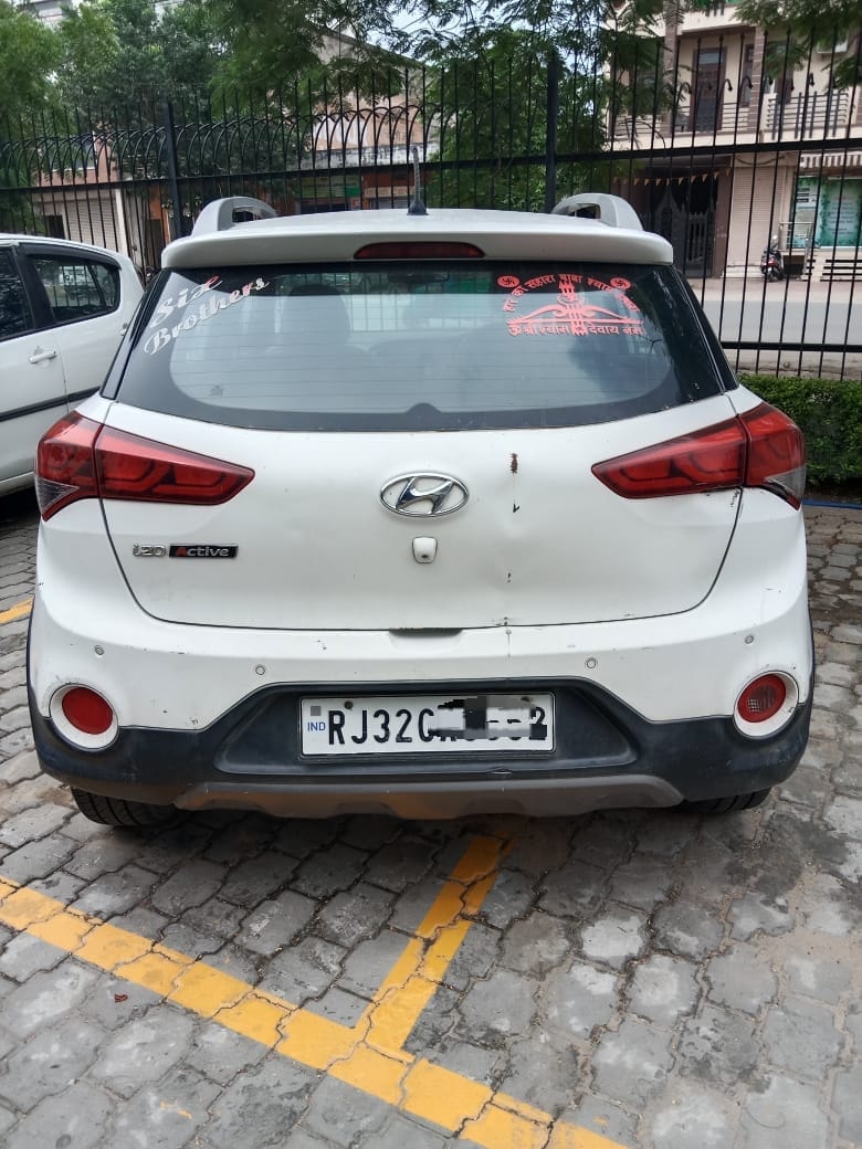 i20 Active image 3 i20 Active image 3