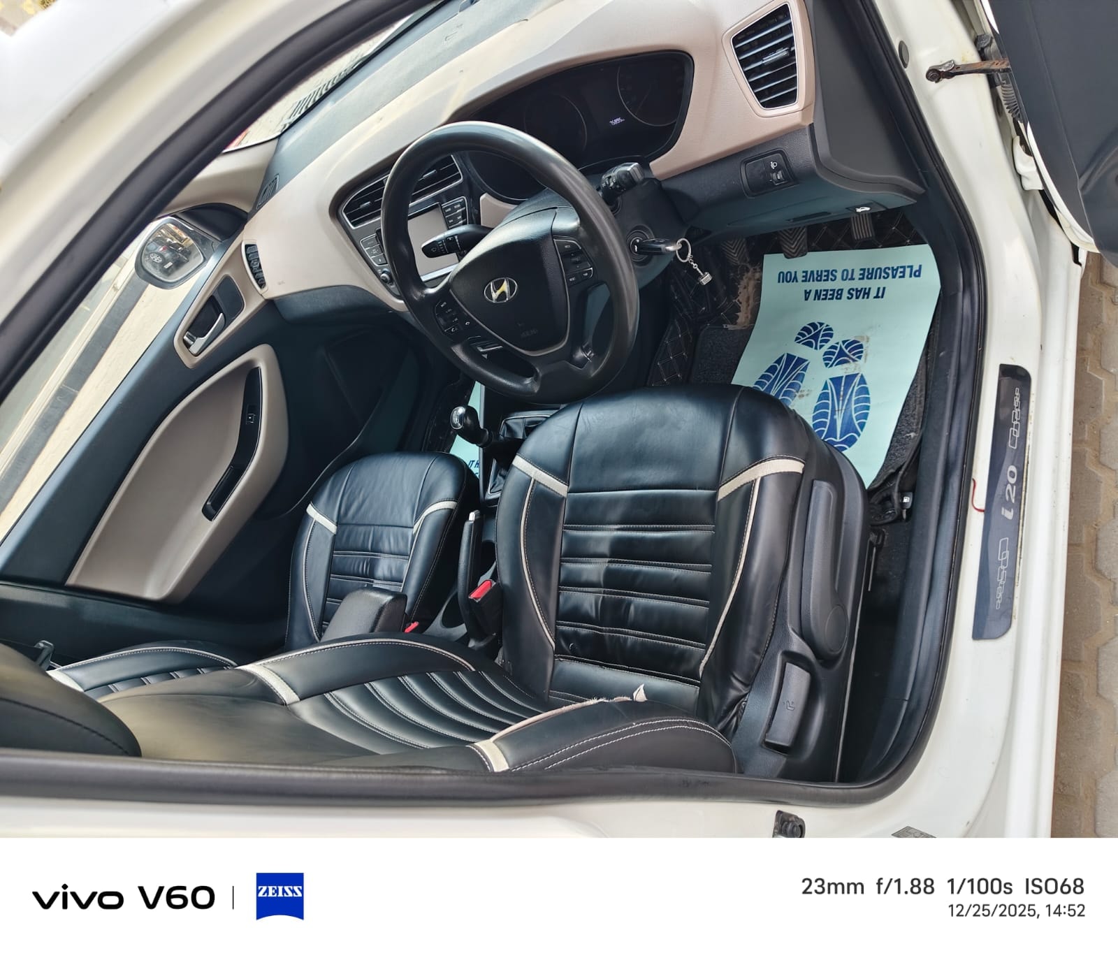 Elite i20 image 8 Elite i20 image 8