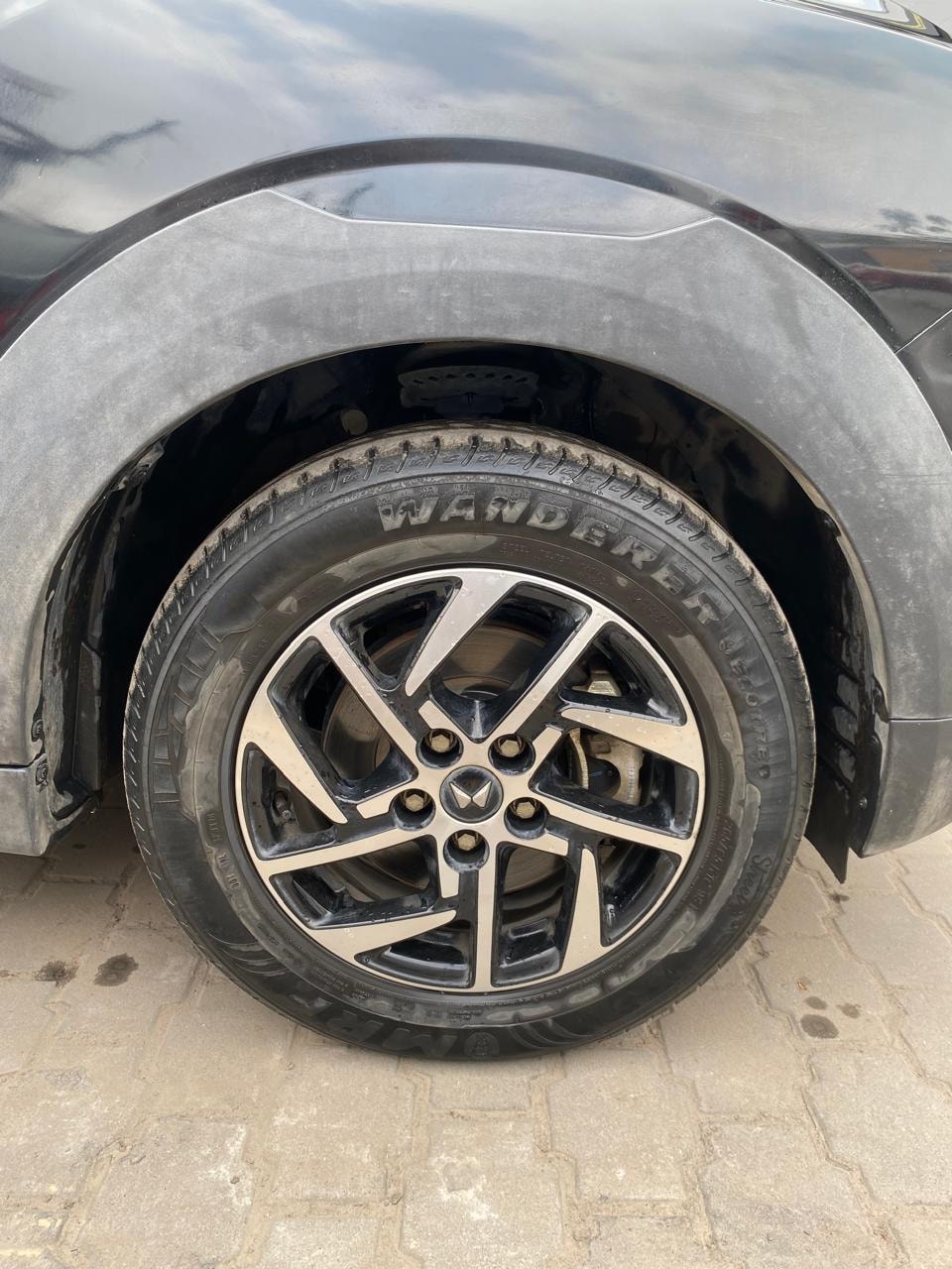 Used 2024 Mahindra XUV 3XO Used 2024 Mahindra XUV 3XO