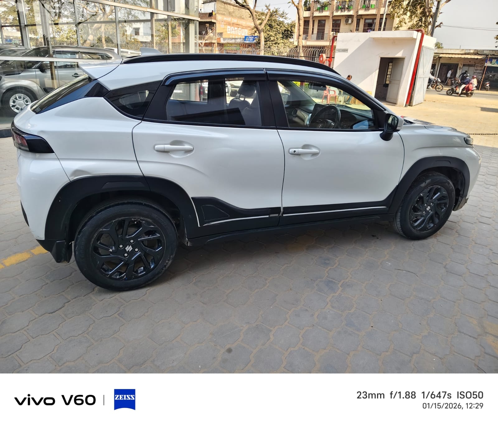 Fronx image 4 Fronx image 4