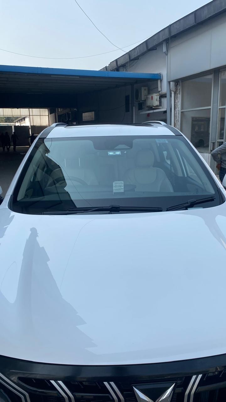 XUV700 image 5 XUV700 image 5