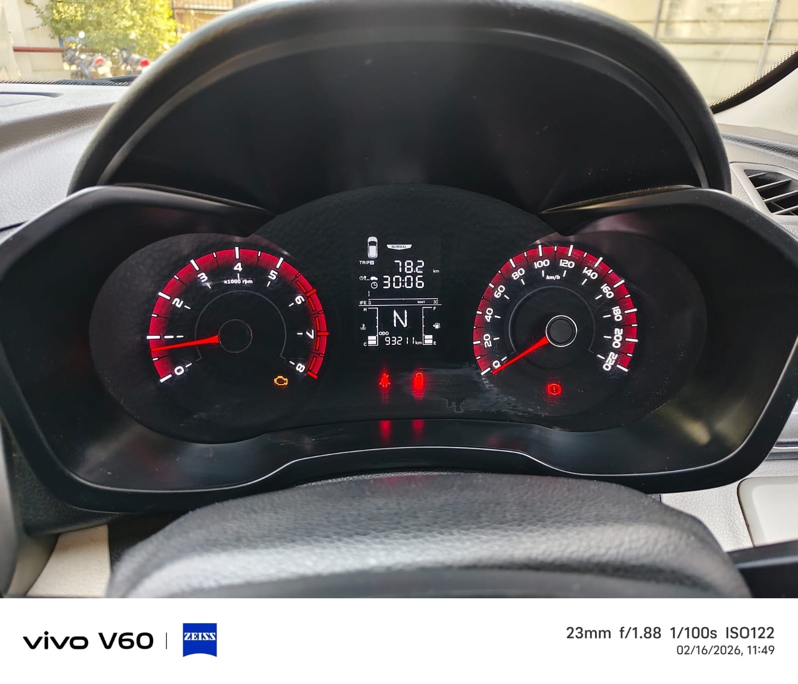 XUV300 image 5 XUV300 image 5