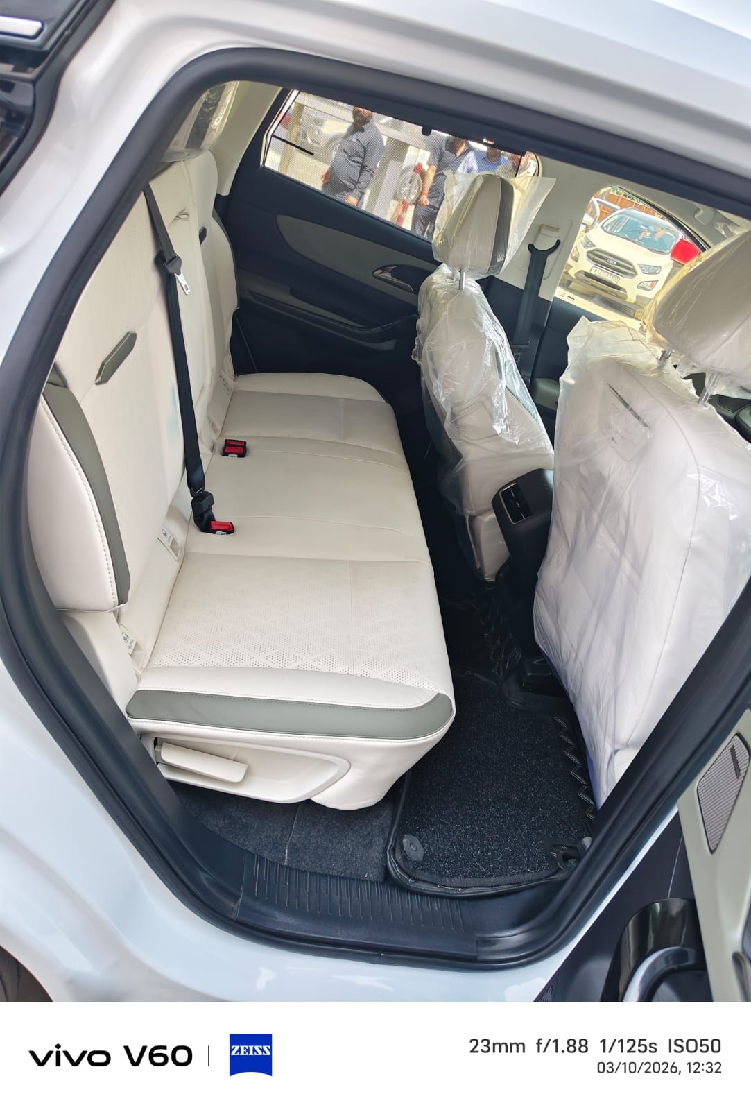 XEV 9e image 9 XEV 9e image 9