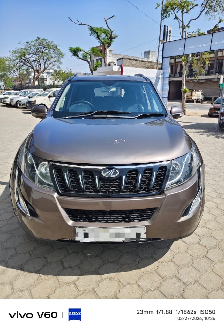 XUV500 image 1 XUV500 image 1