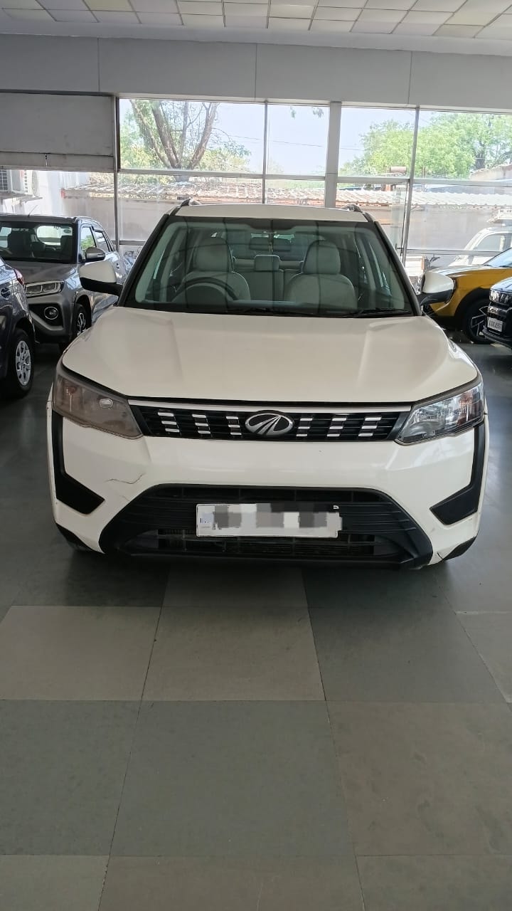 Used 2019 Mahindra XUV300 Used 2019 Mahindra XUV300