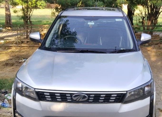 Used 2022 Mahindra XUV300 Used 2022 Mahindra XUV300