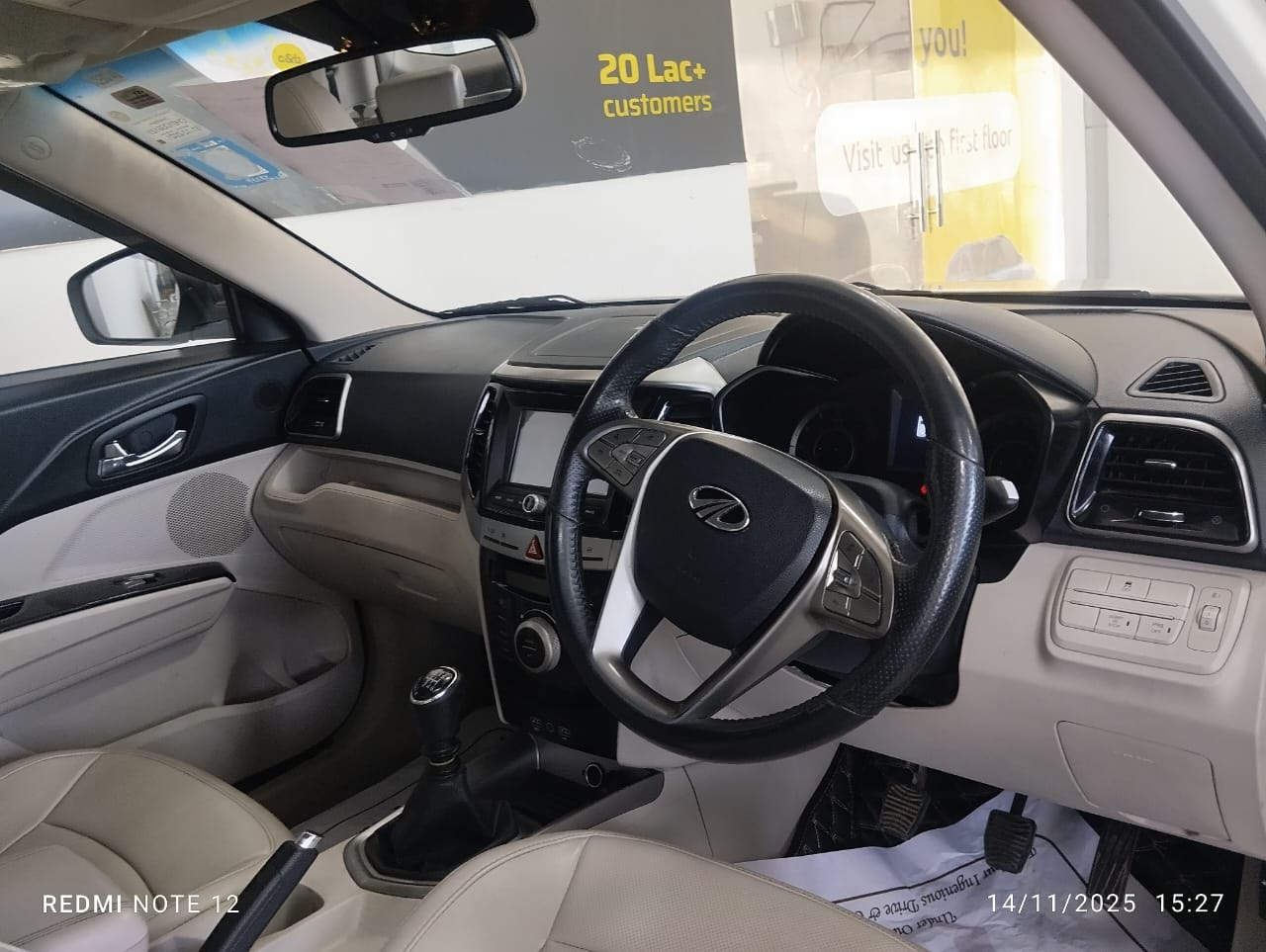 XUV300 image 7 XUV300 image 7