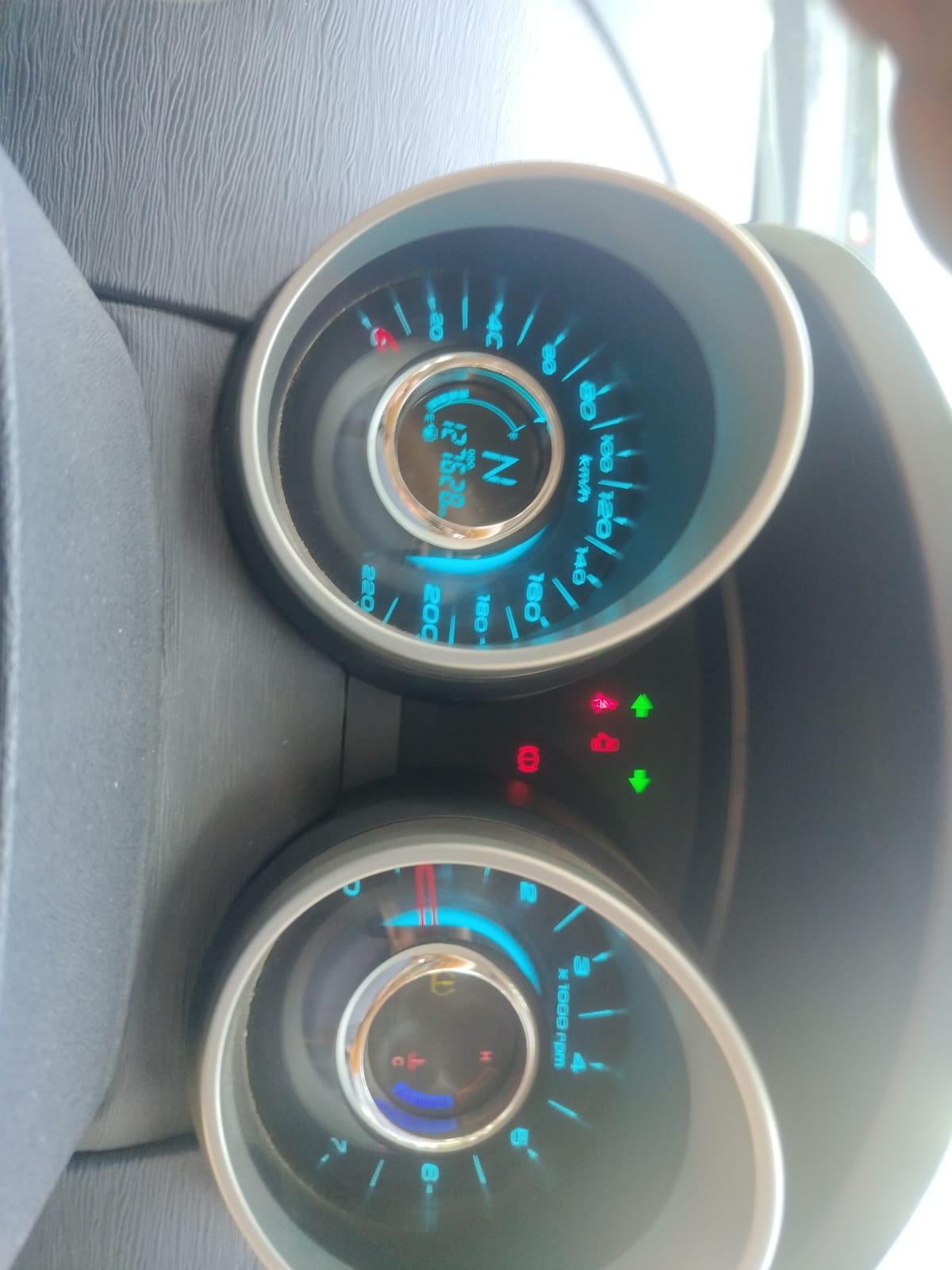 Used 2017 Mahindra XUV500 Used 2017 Mahindra XUV500