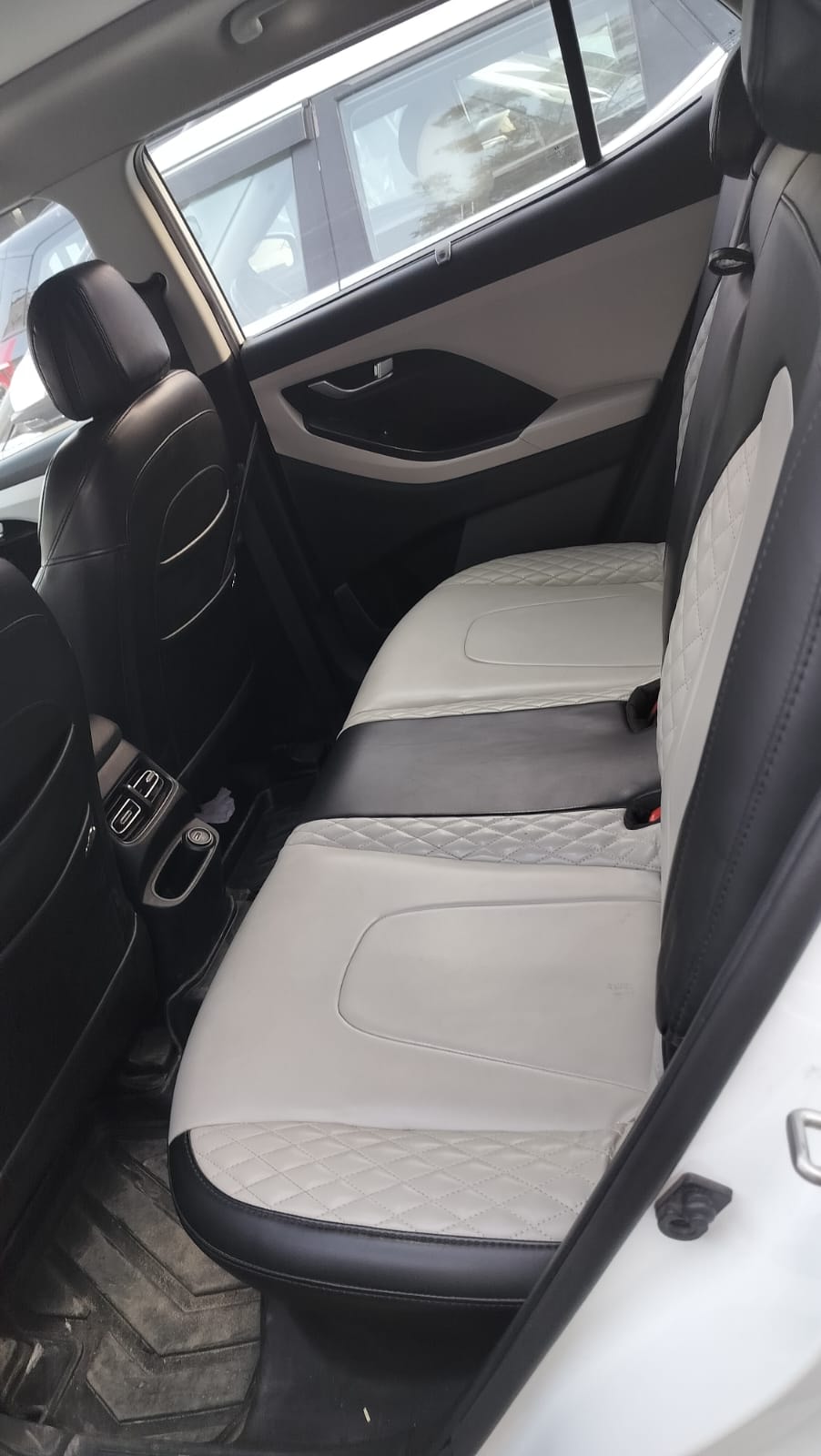 Creta image 9 Creta image 9