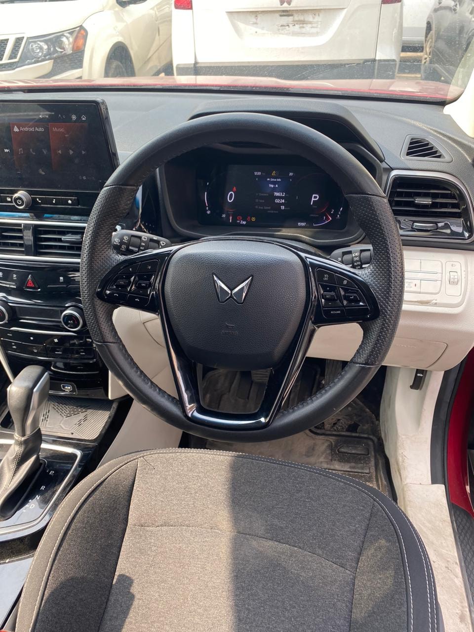 XUV 3XO image 13 XUV 3XO image 13