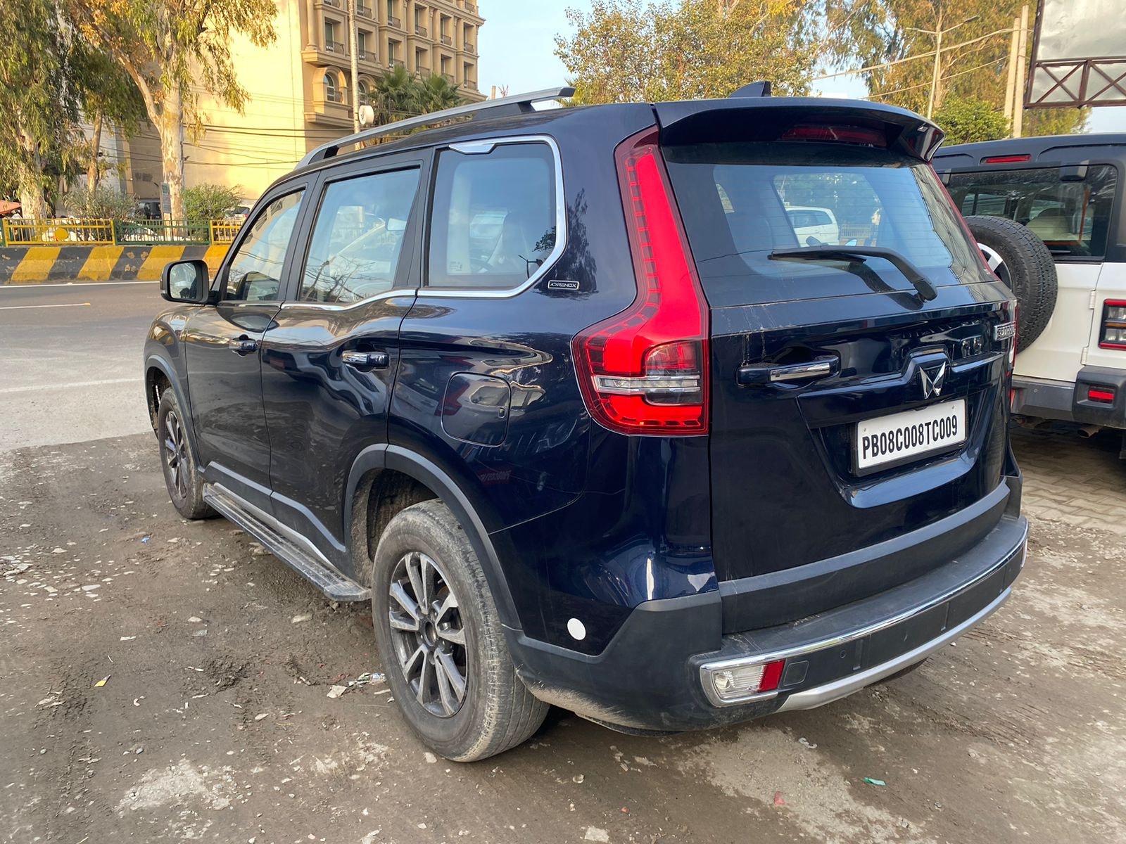 Scorpio-N image 3 Scorpio-N image 3