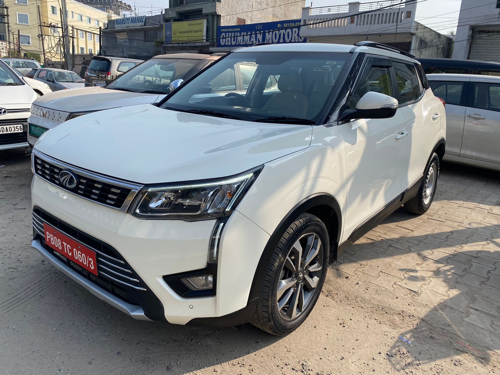 XUV300 image 2 XUV300 image 2