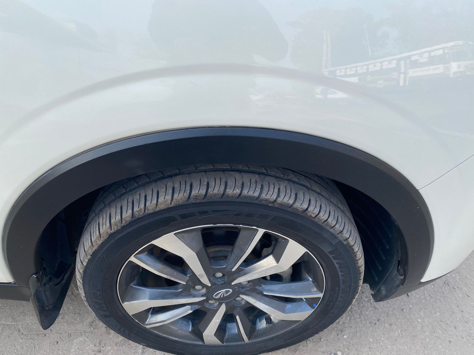 XUV300 image 8 XUV300 image 8