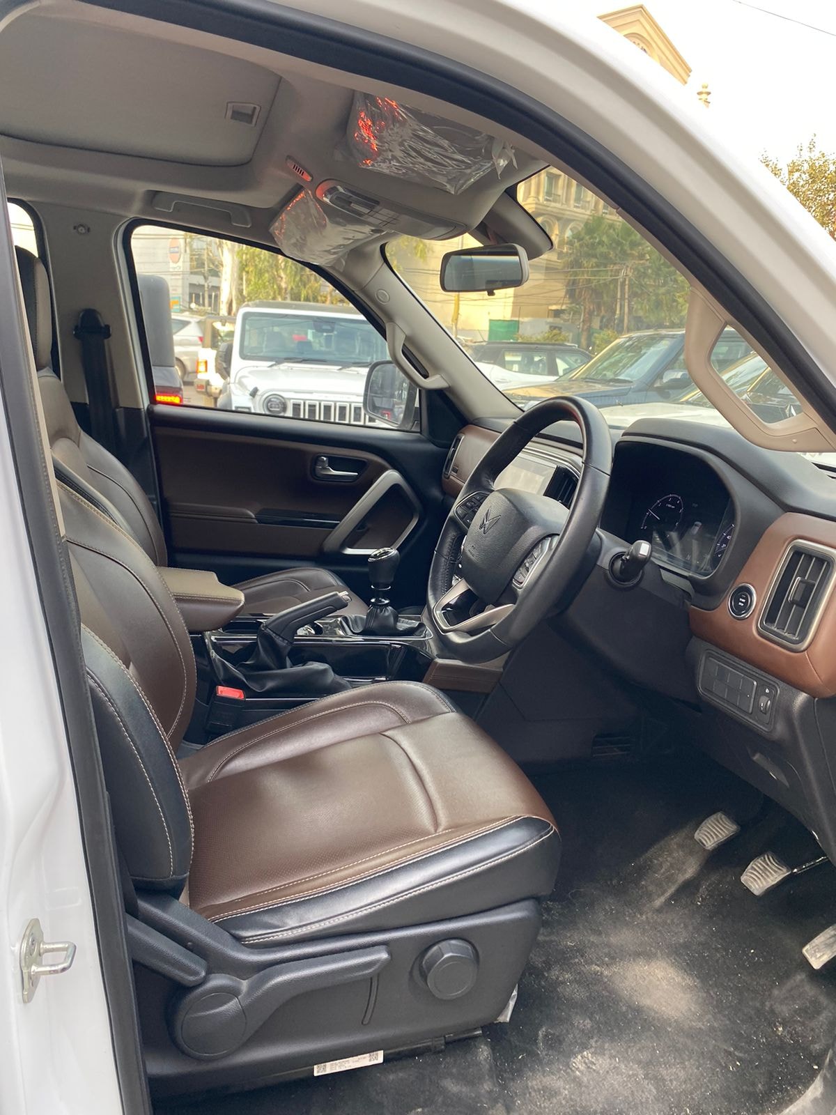 Scorpio-N image 12 Scorpio-N image 12