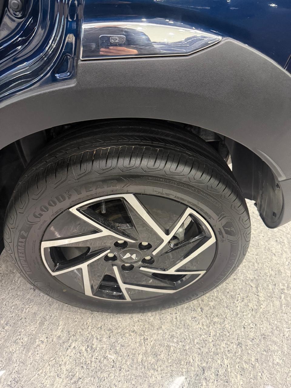 XUV 3XO image 5 XUV 3XO image 5