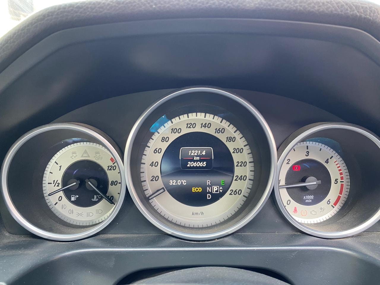 E-Class image 11 E-Class image 11