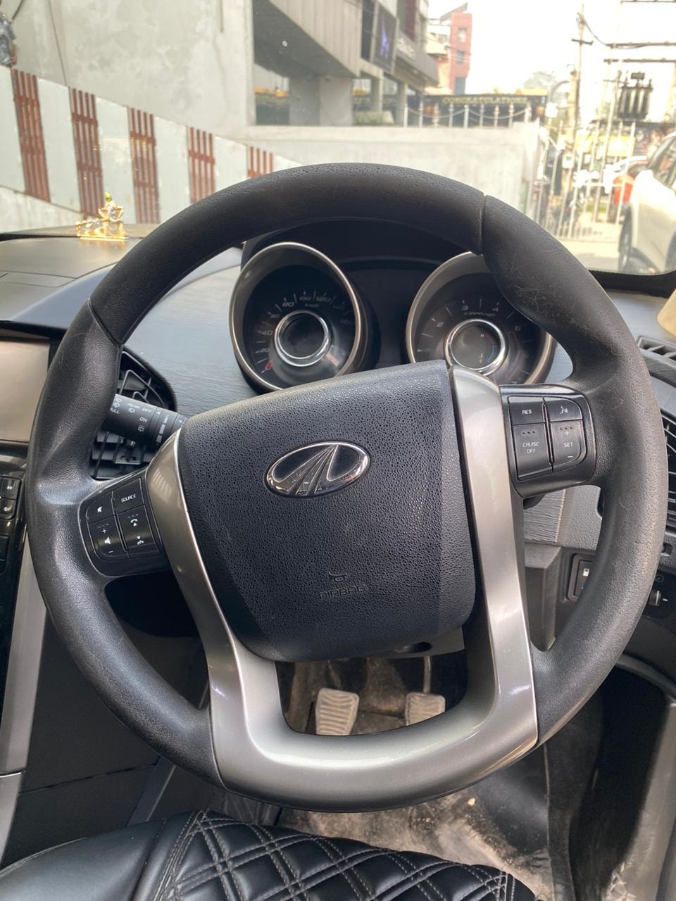 XUV500 image 13 XUV500 image 13