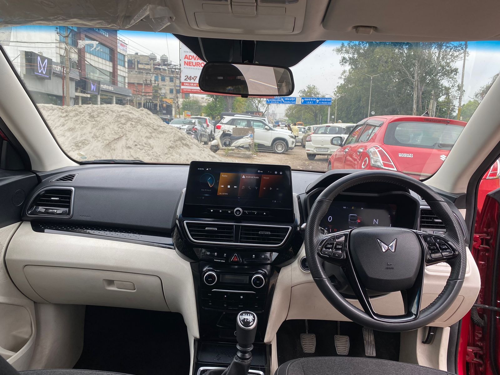 Used 2024 Mahindra XUV 3XO Used 2024 Mahindra XUV 3XO