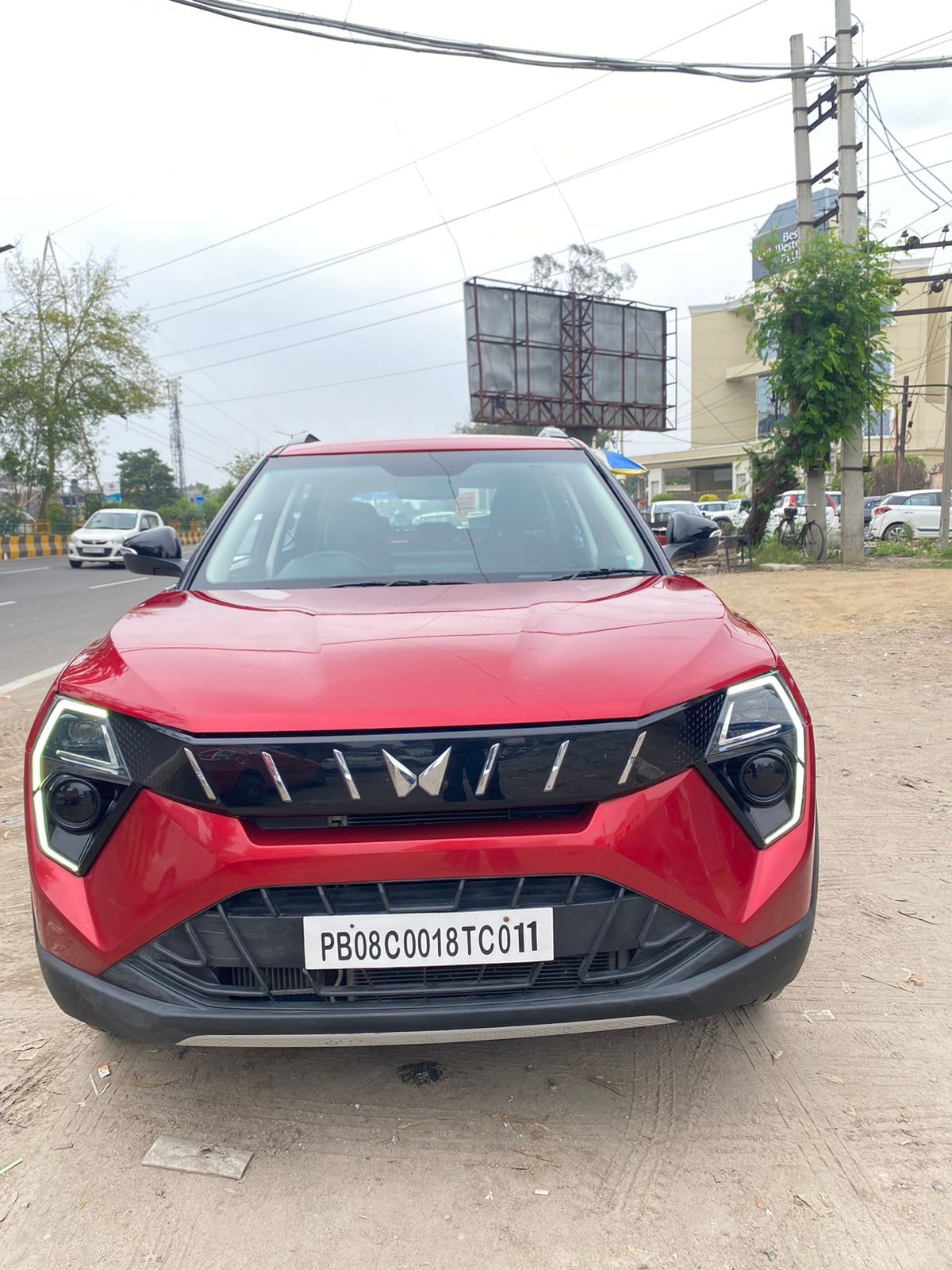 Used 2024 Mahindra XUV 3XO Used 2024 Mahindra XUV 3XO