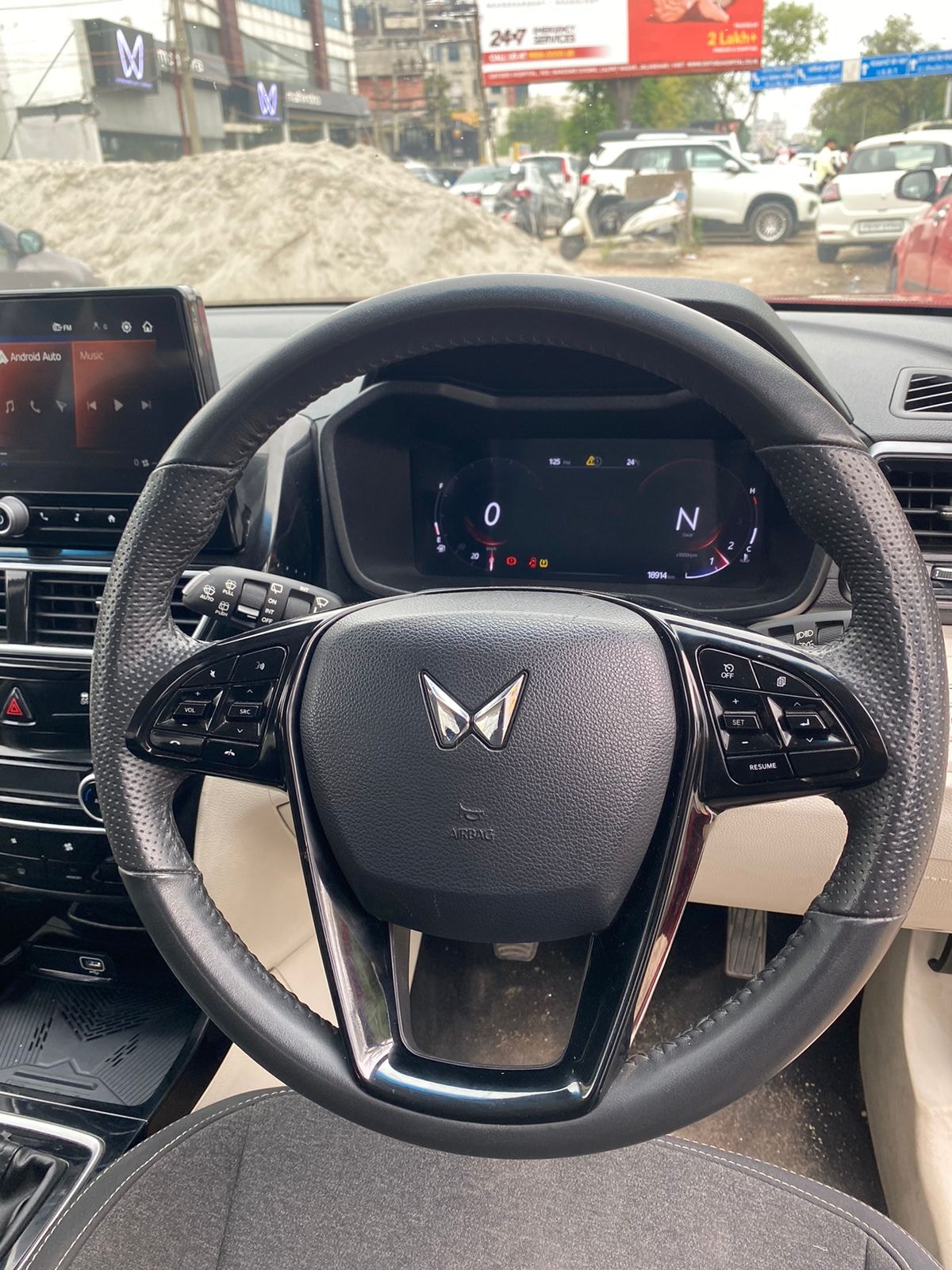 Used 2024 Mahindra XUV 3XO Used 2024 Mahindra XUV 3XO