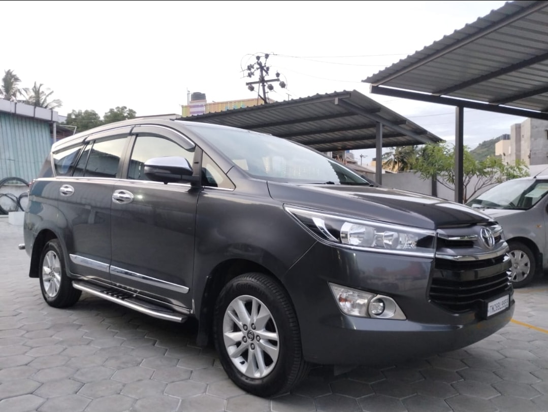 Used 2018 Toyota Innova Crysta Used 2018 Toyota Innova Crysta