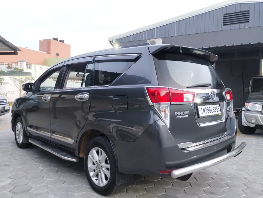 Used 2018 Toyota Innova Crysta Used 2018 Toyota Innova Crysta