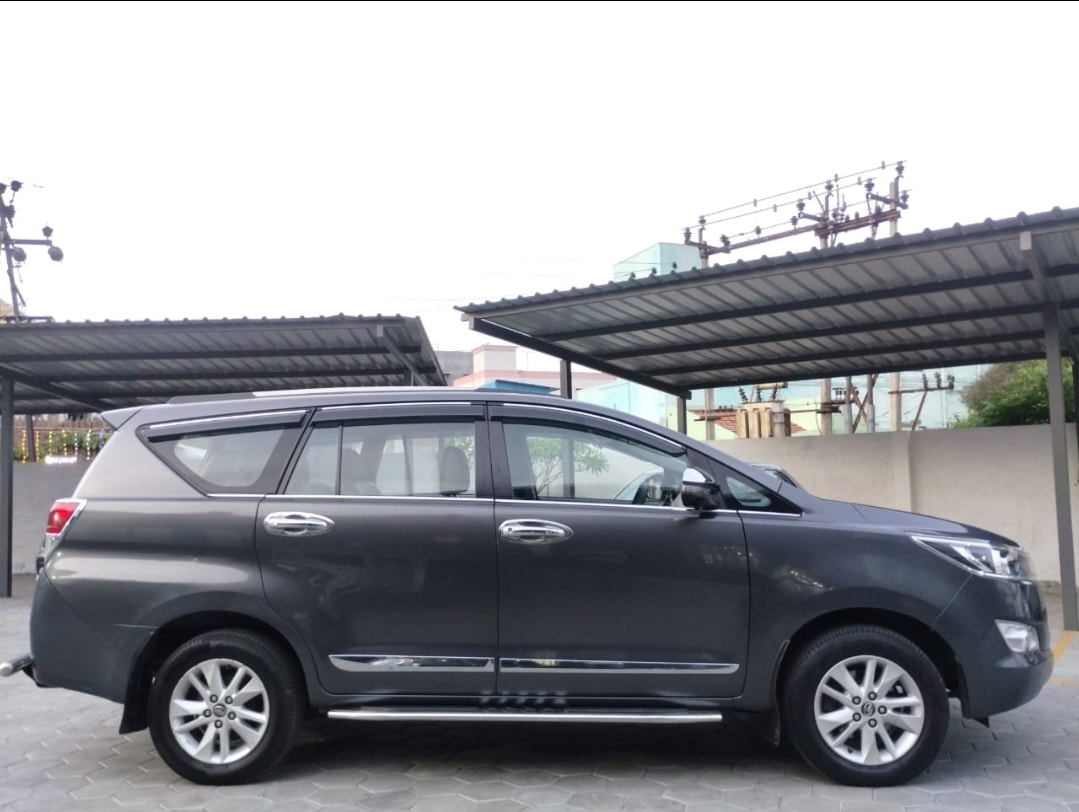 Used 2018 Toyota Innova Crysta Used 2018 Toyota Innova Crysta