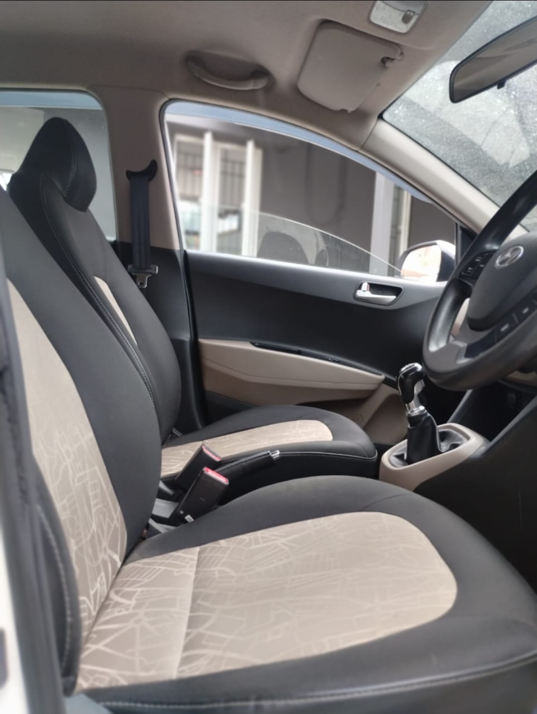 Used 2015 Hyundai Grand i10 Used 2015 Hyundai Grand i10