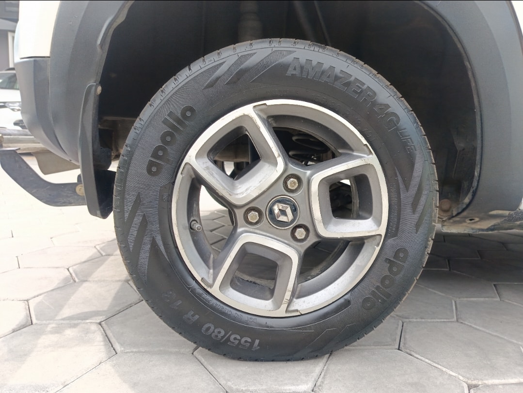 Kwid image 9 Kwid image 9