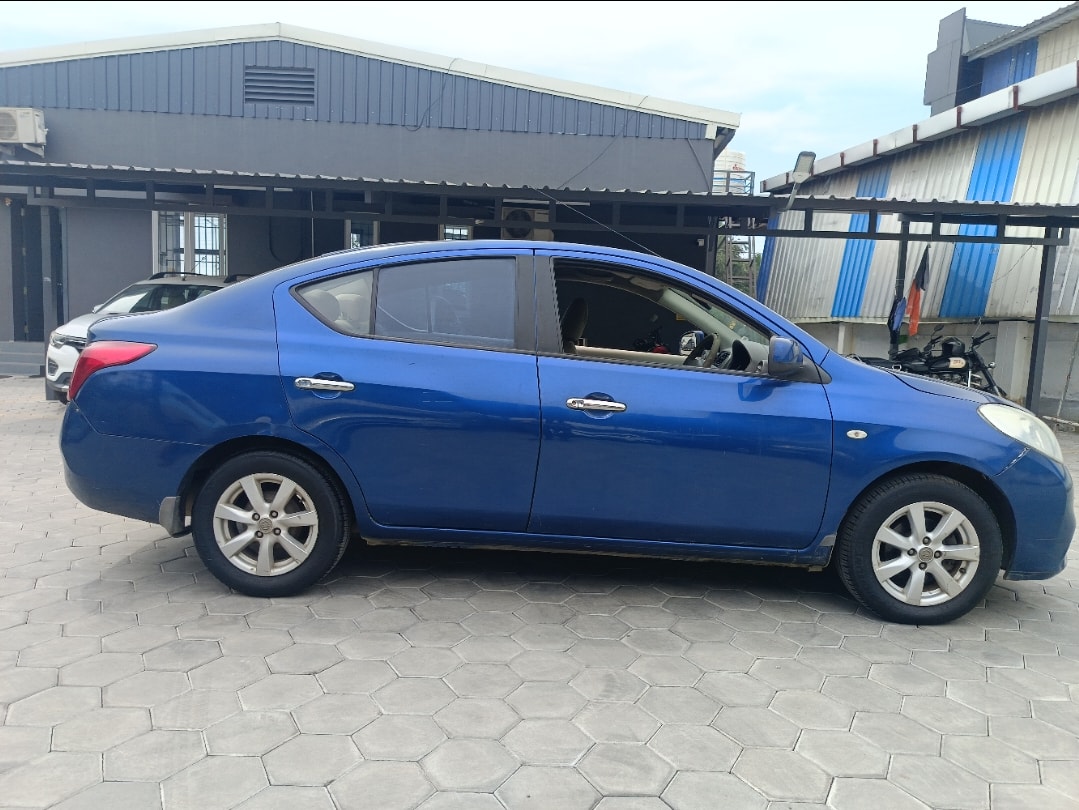 Used 2013 Nissan Sunny Used 2013 Nissan Sunny