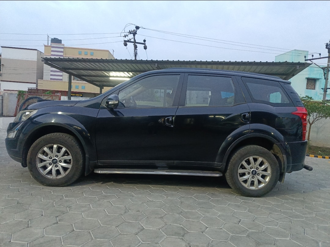 XUV500 image 2 XUV500 image 2