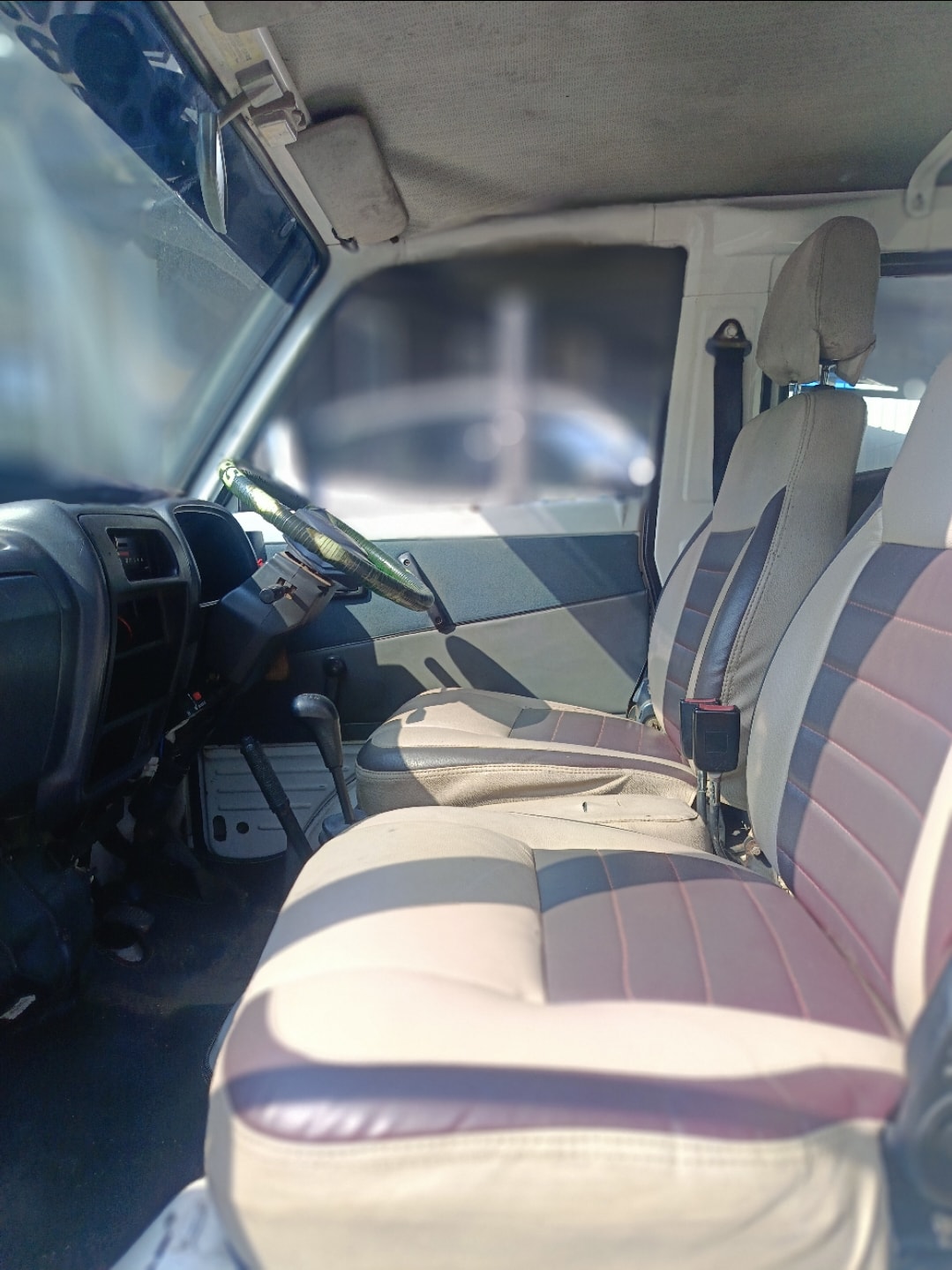 Used 2015 Maruti Suzuki Omni Used 2015 Maruti Suzuki Omni