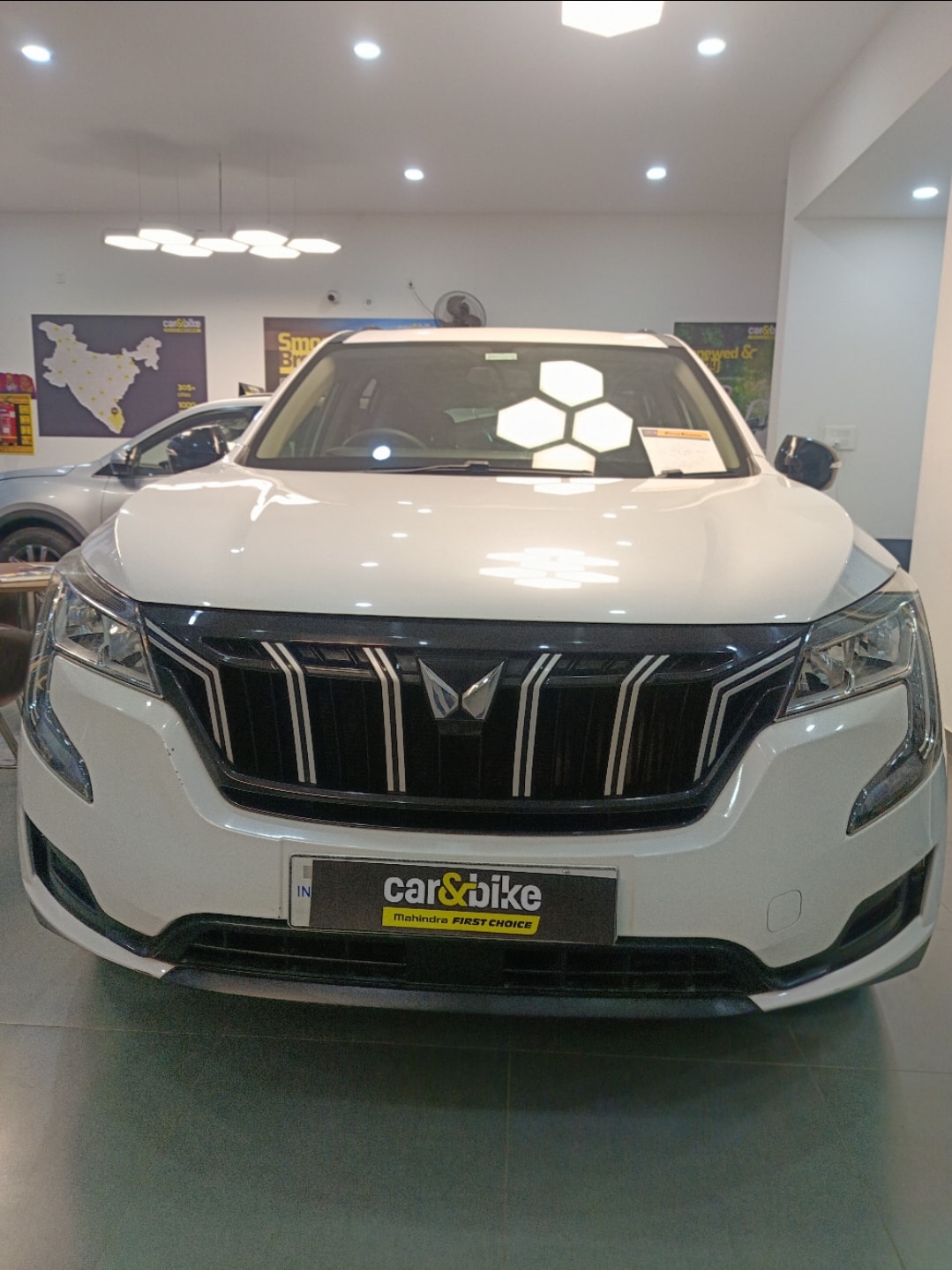 XUV700 image 8 XUV700 image 8