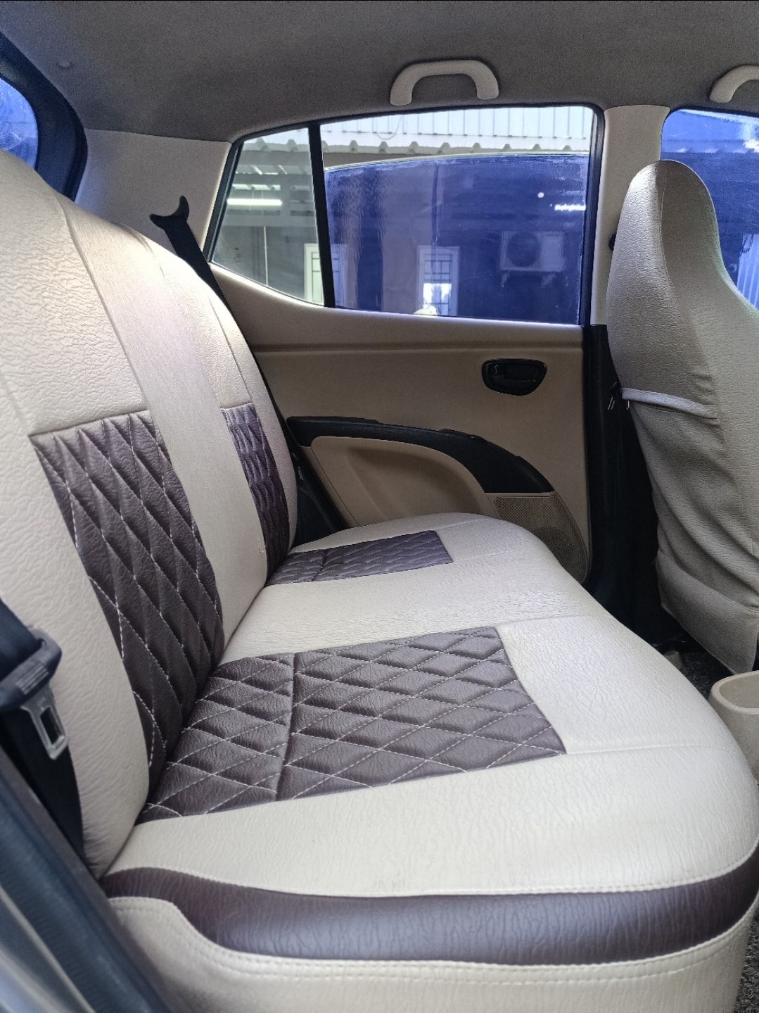 i10 image 15 i10 image 15