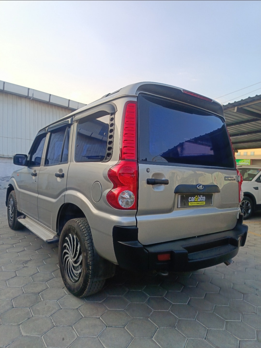 Scorpio image 5 Scorpio image 5