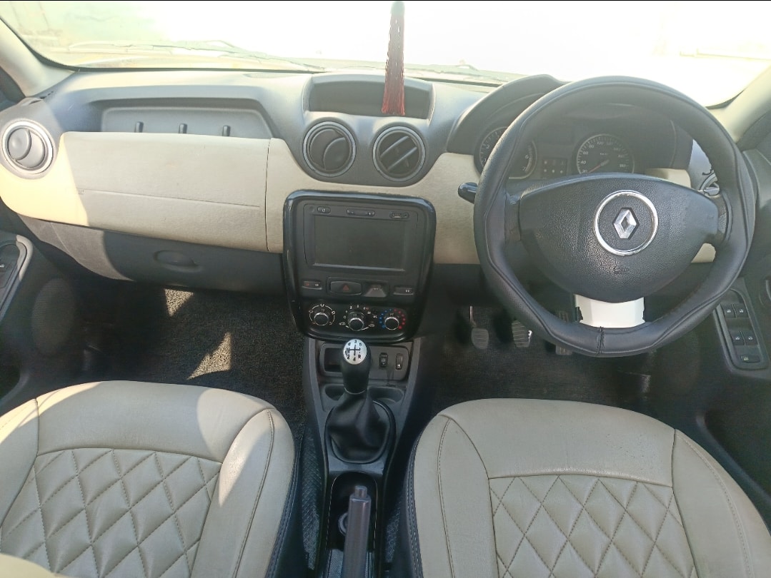 Duster image 12 Duster image 12