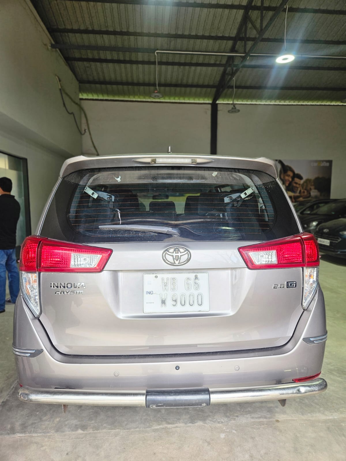 Used 2016 Toyota Innova Crysta Used 2016 Toyota Innova Crysta