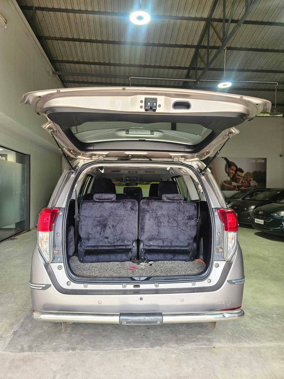 Used 2016 Toyota Innova Crysta Used 2016 Toyota Innova Crysta