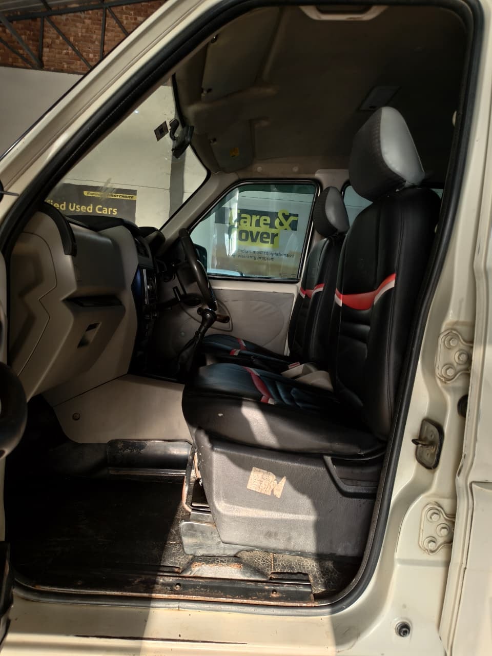 Used 2015 Mahindra Scorpio Used 2015 Mahindra Scorpio