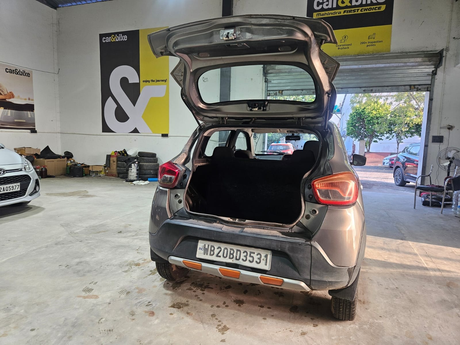 Kwid image 10 Kwid image 10