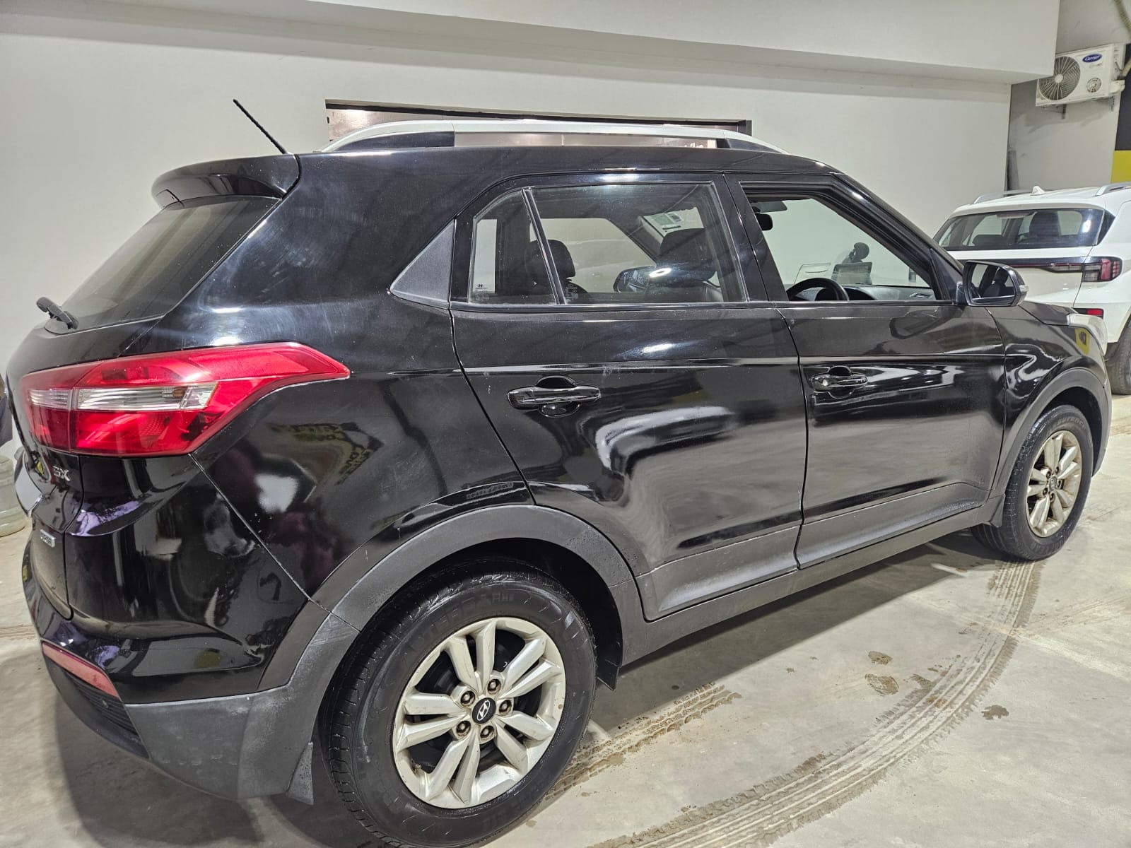 Creta image 5 Creta image 5