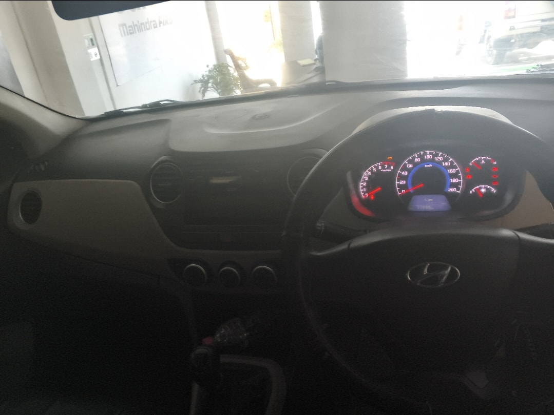 Grand i10 image 12 Grand i10 image 12