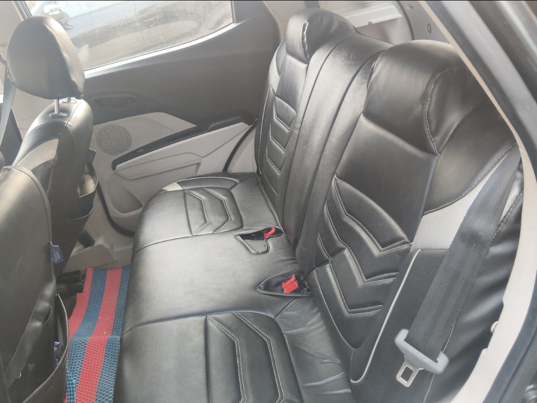 XUV300 image 17 XUV300 image 17